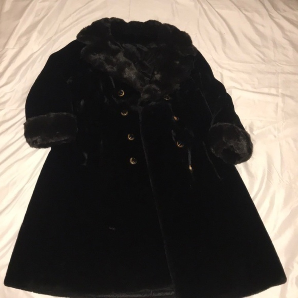 Elegant Black Faux Fur Trench Coat